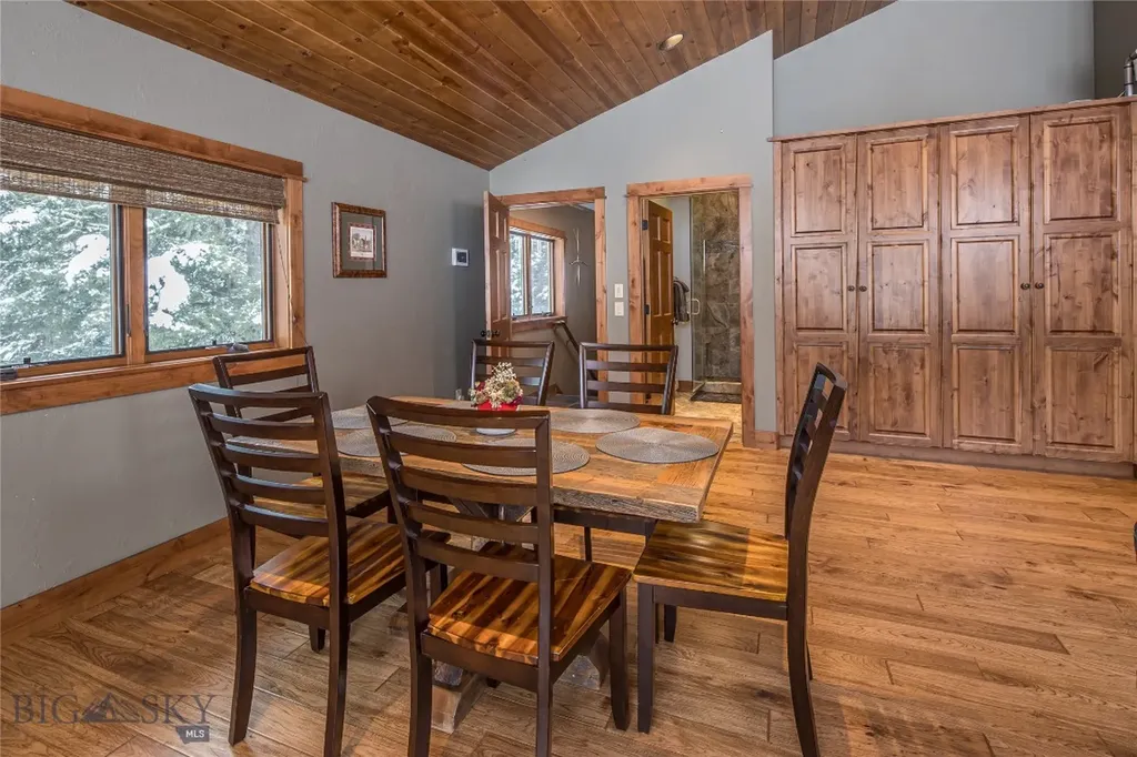 141 Black Wolf Ridge Big Sky MT 59730