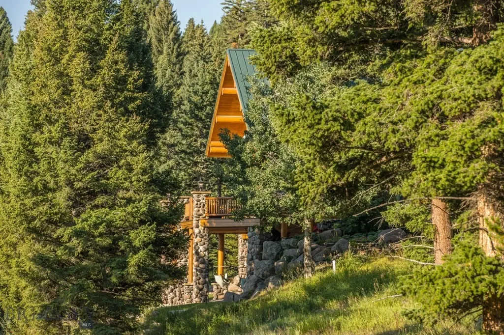 141 Black Wolf Ridge Big Sky MT 59730