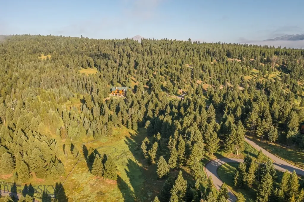 141 Black Wolf Ridge Big Sky MT 59730
