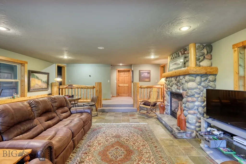 83 W Pine Cone Terrace Big Sky MT 59716