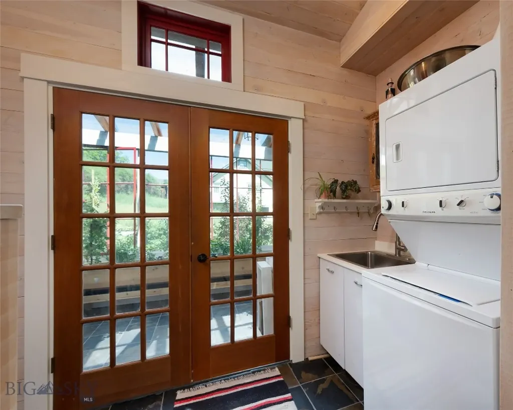 115 W Cover Street Virginia City MT 59755