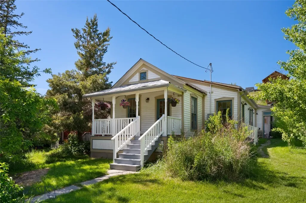 115 W Cover Street Virginia City MT 59755