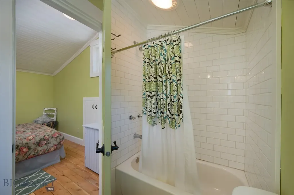 115 W Cover Street Virginia City MT 59755