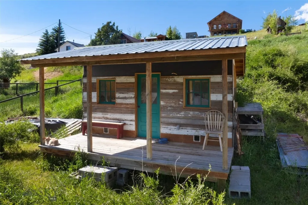 115 W Cover Street Virginia City MT 59755