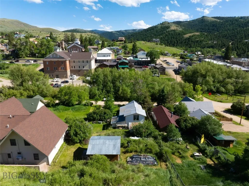 115 W Cover Street Virginia City MT 59755