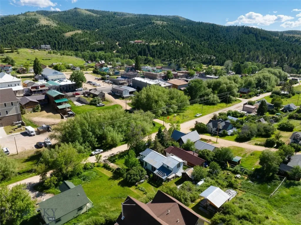 115 W Cover Street Virginia City MT 59755