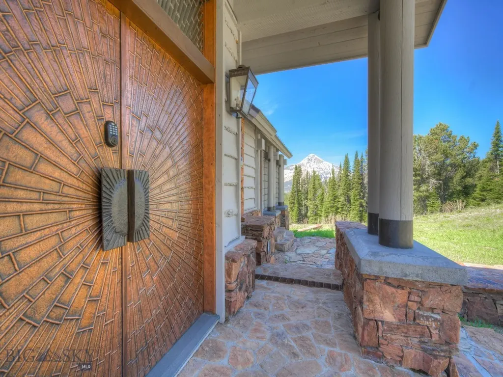 74 Upper Beehive Loop Road Big Sky MT 59716