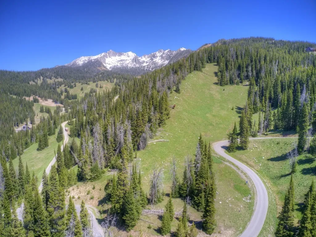 74 Upper Beehive Loop Road Big Sky MT 59716