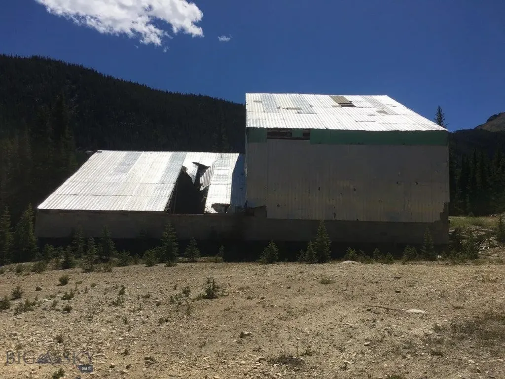 216 Trapper Creek Road Dillon MT 59725