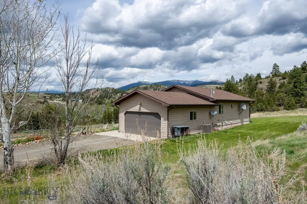1146 Us Highway 12 E Townsend MT 59644