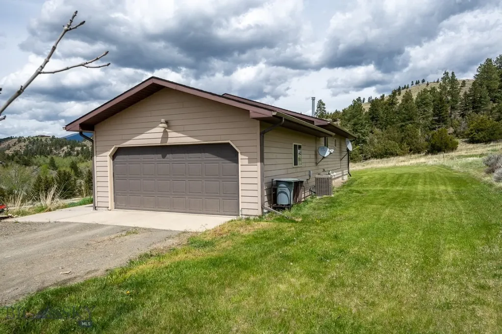 1146 Us Highway 12 E Townsend MT 59644