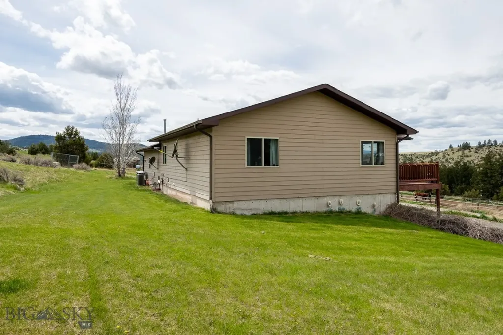 1146 Us Highway 12 E Townsend MT 59644