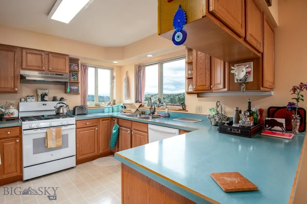 1146 Us Highway 12 E Townsend MT 59644