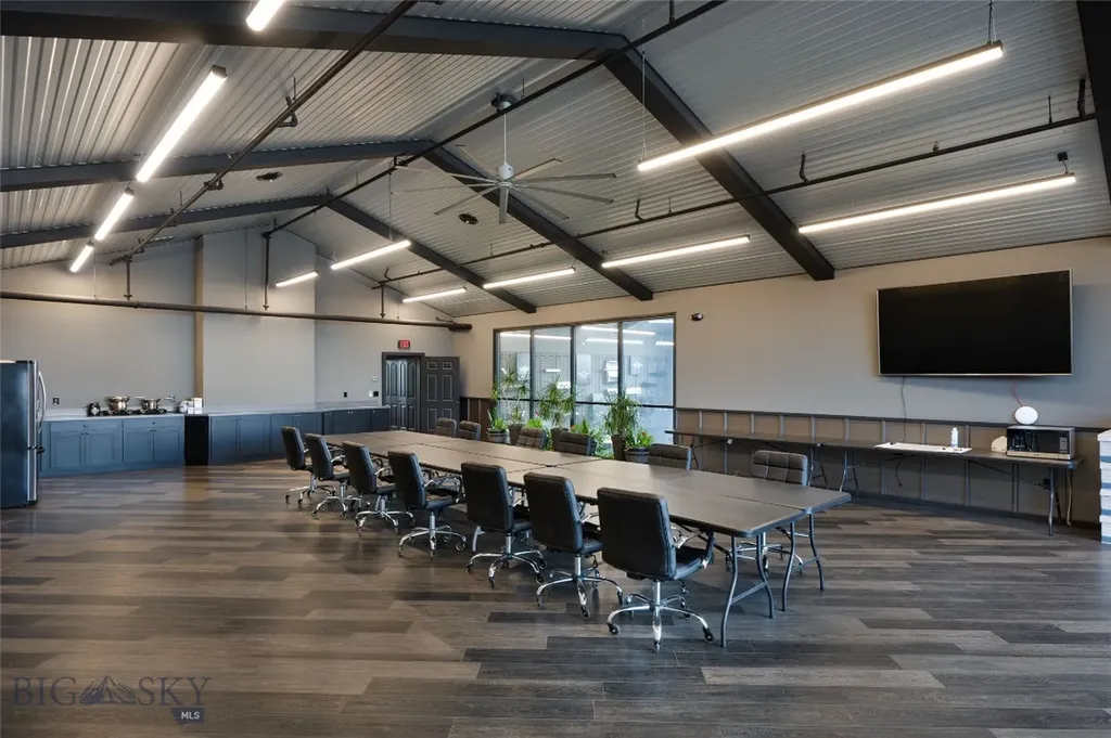 531 Business Hub Belgrade MT 59714