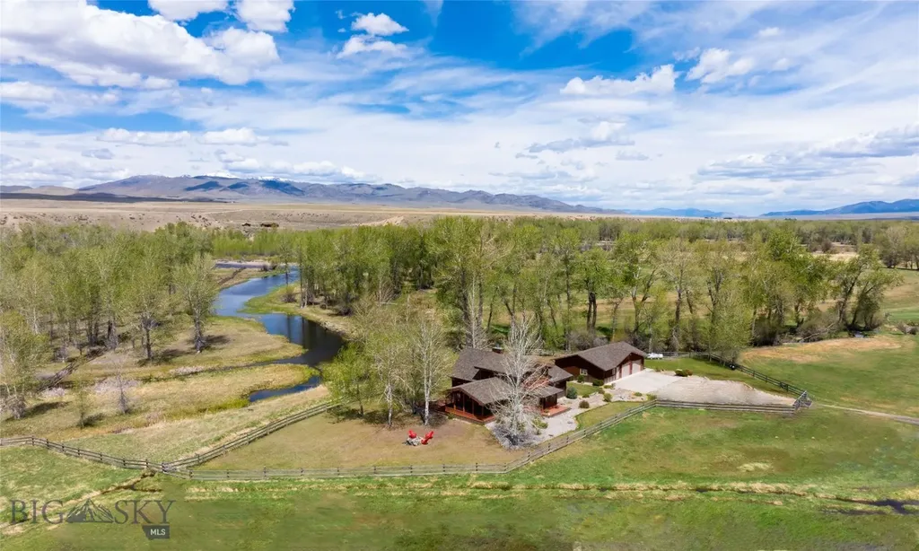 38 Ashcraft Lane Twin Bridges MT 59754