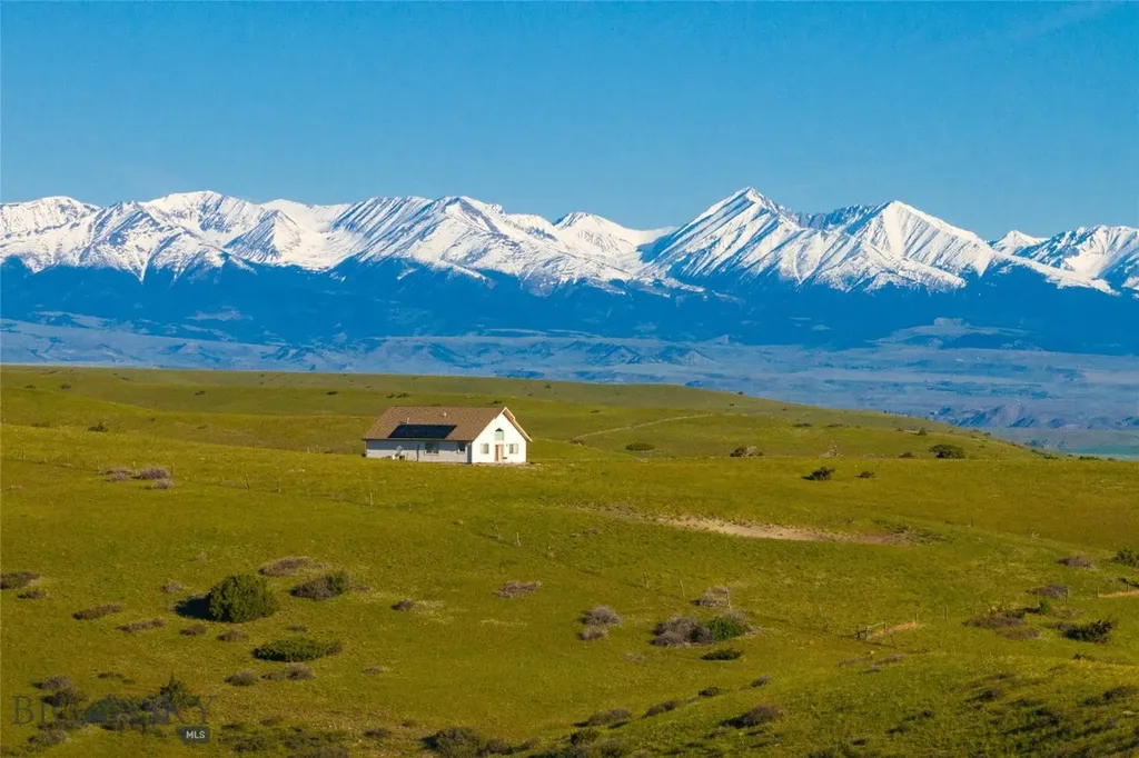 14 Dillon Gulch Road Big Timber MT 59011