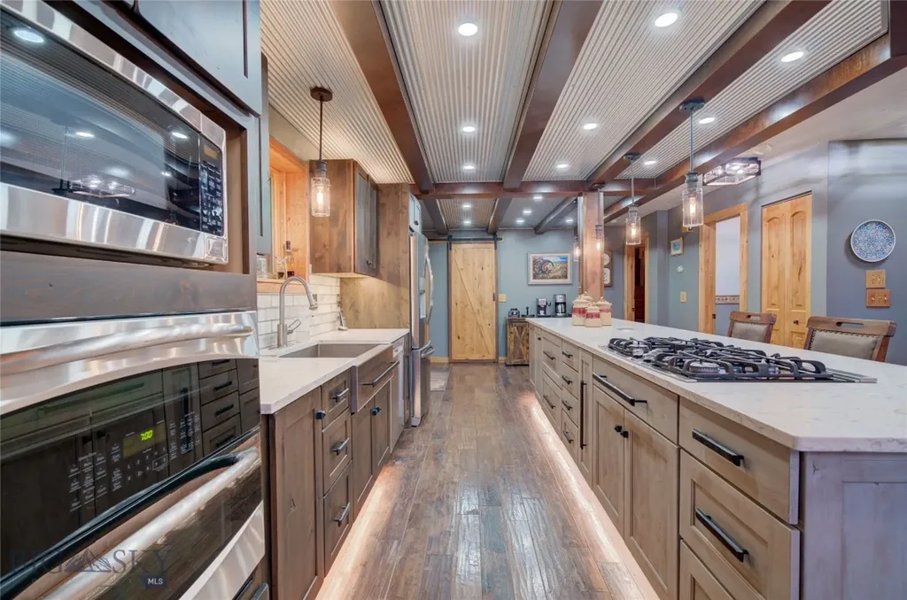 2035 Watts Lane Bozeman MT 59718