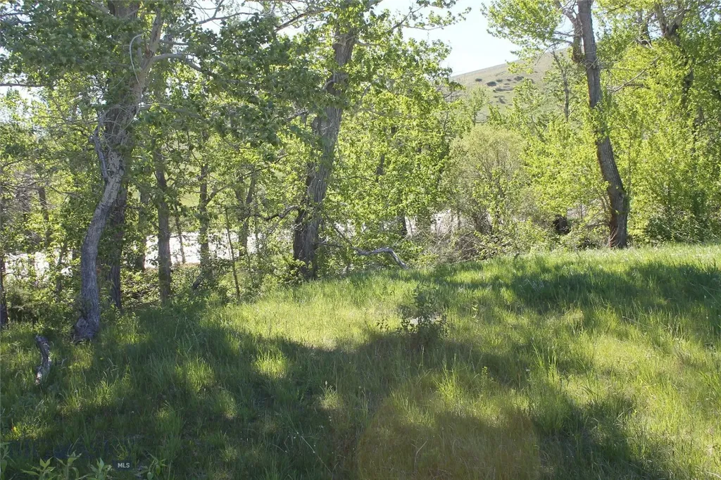1531 B Main Boulder Road Big Timber MT 59052