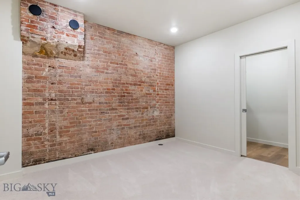 59 E Park Street Butte MT 59701