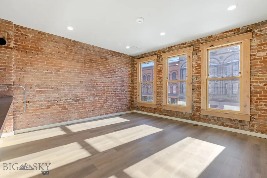 59 E Park Street Butte MT 59701