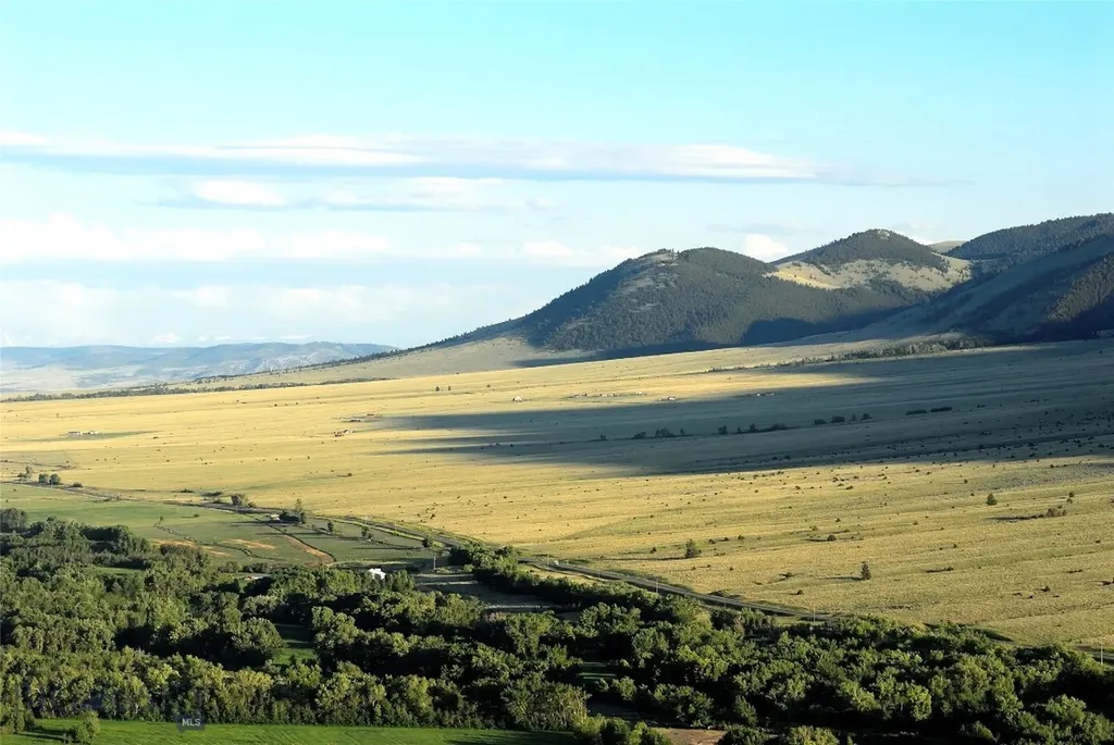 902 Lower Valley Road Boulder MT 59632