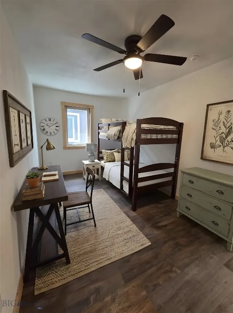 102 Travertine Street Gardiner MT 59030