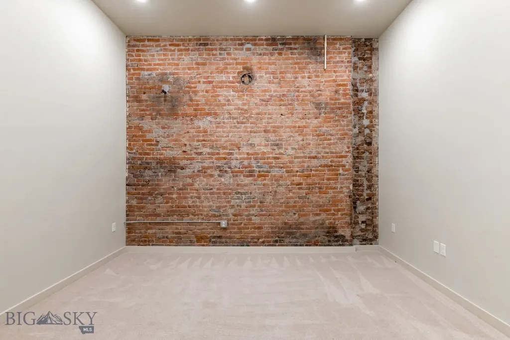 59 E Park Street Butte MT 59701