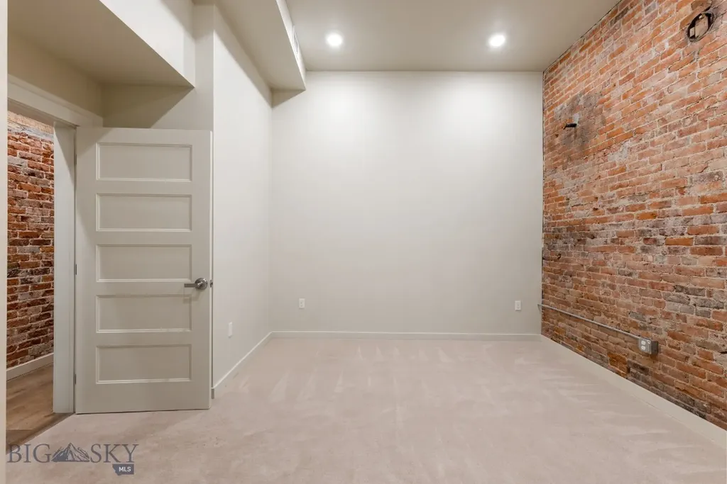 59 E Park Street Butte MT 59701
