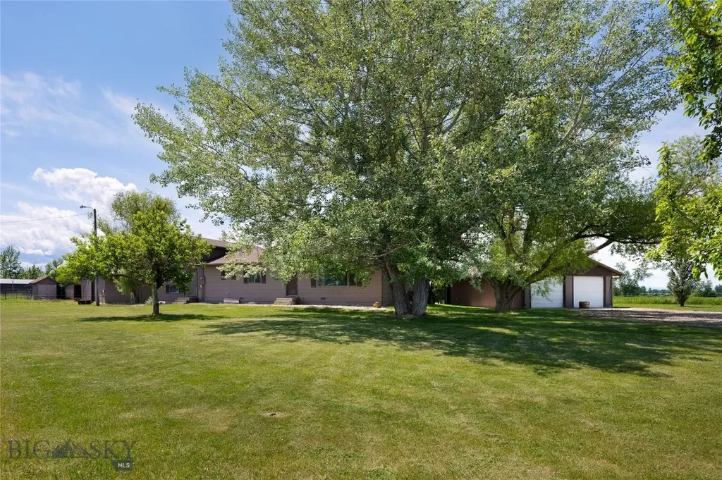 2521 Weaver Lane Belgrade MT 59714