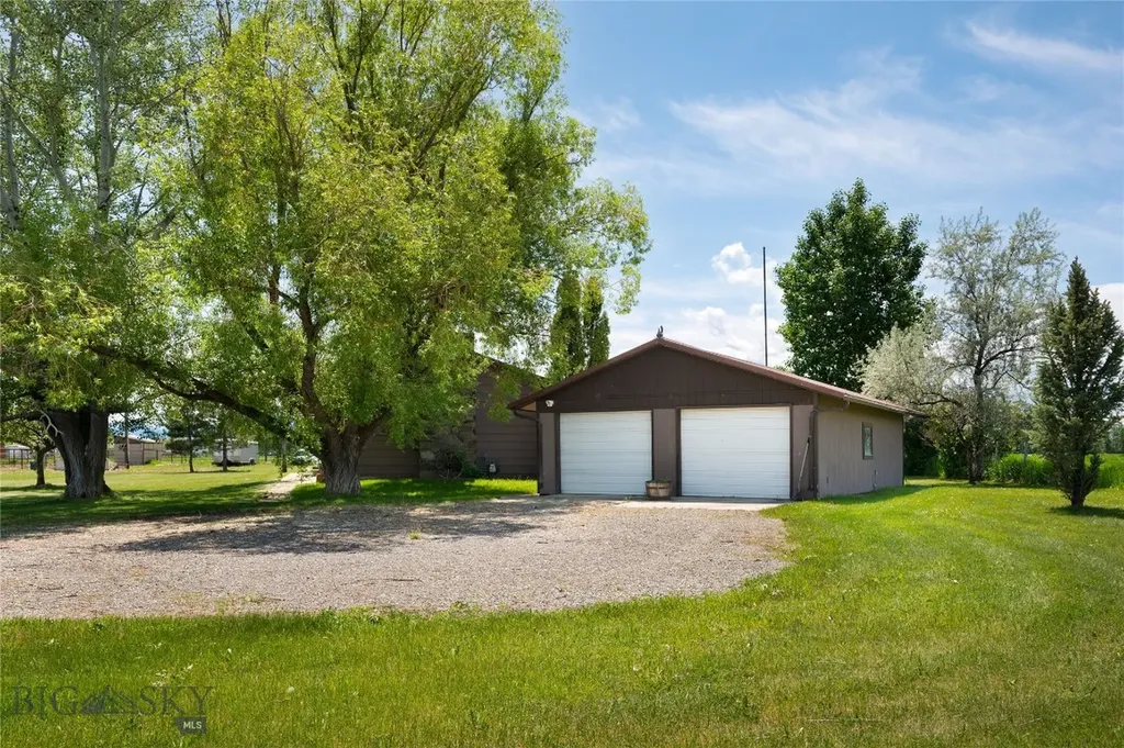 2521 Weaver Lane Belgrade MT 59714