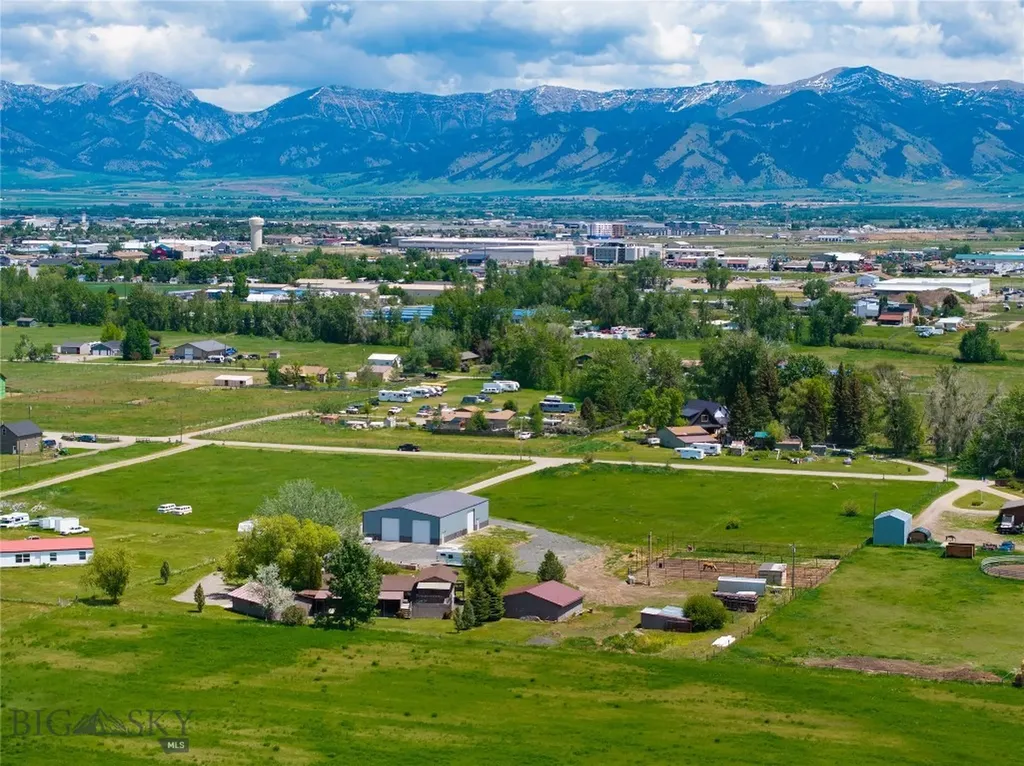 2521 Weaver Lane Belgrade MT 59714