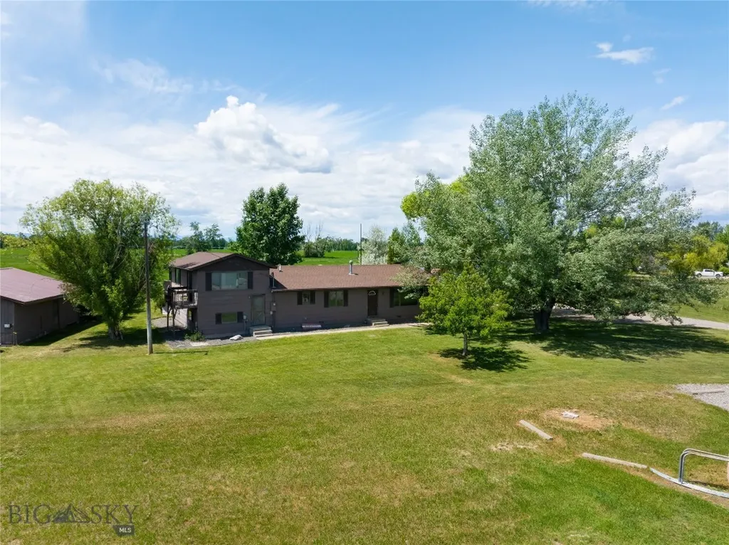 2521 Weaver Lane Belgrade MT 59714