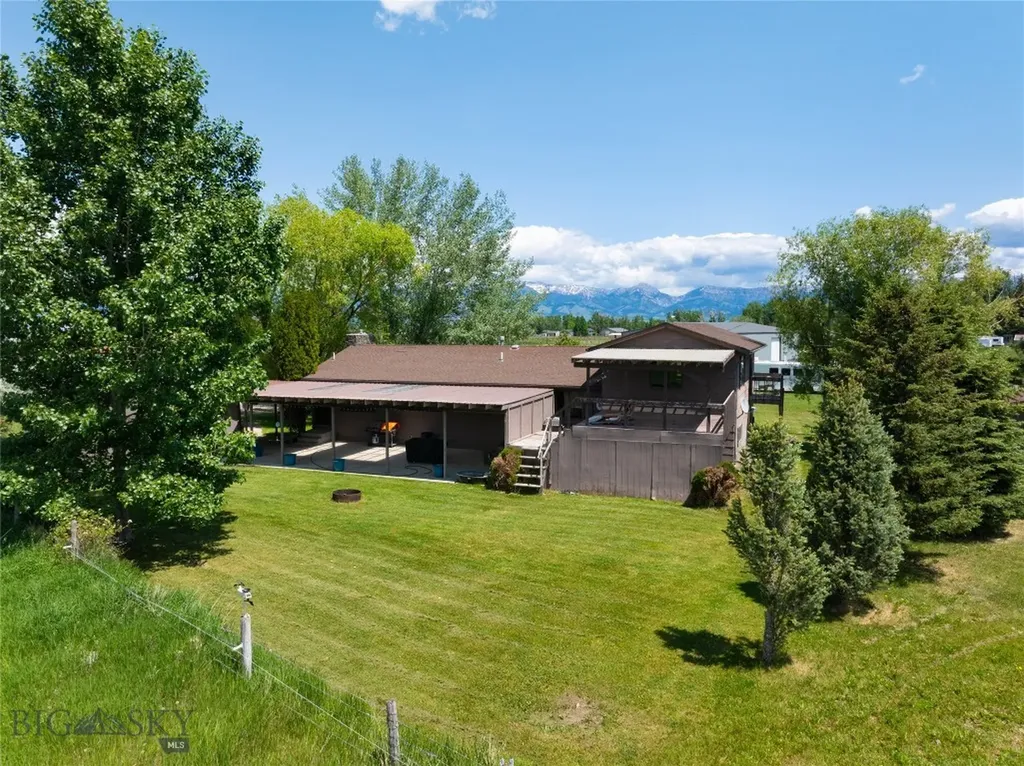 2521 Weaver Lane Belgrade MT 59714