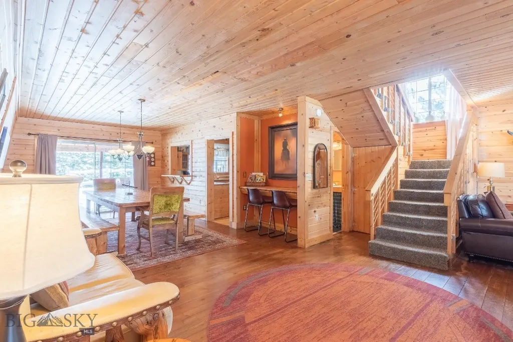 286 Mule Deer Road West Yellowstone MT 59758