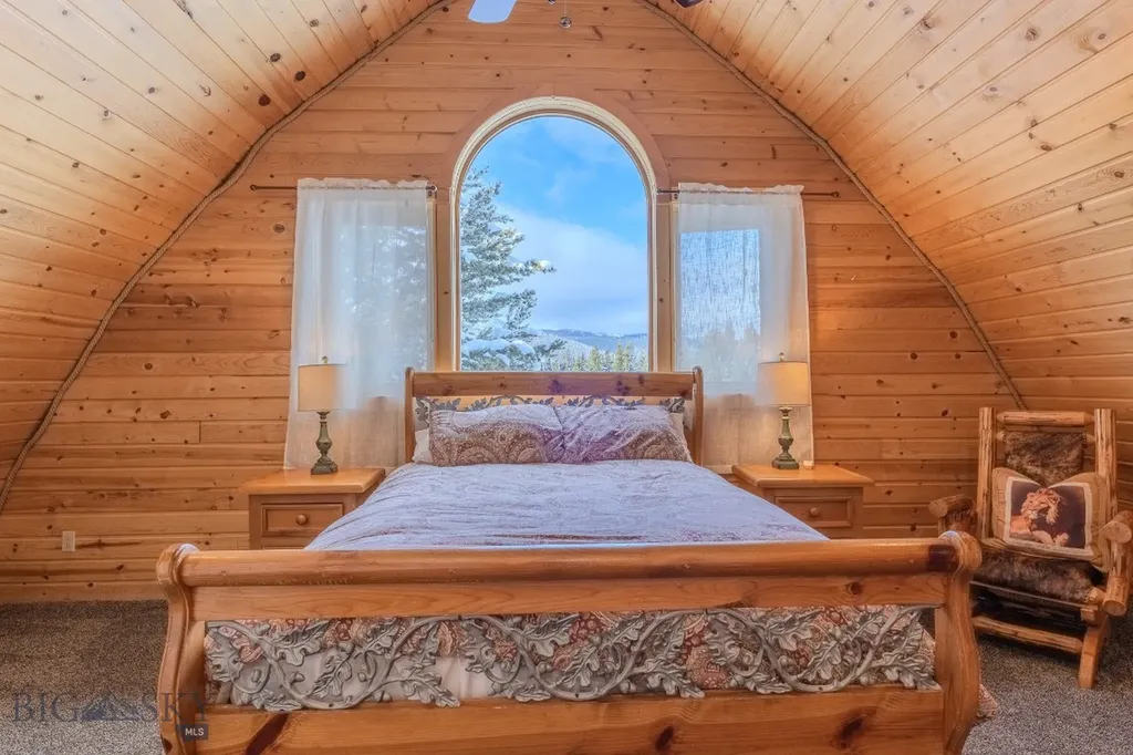 286 Mule Deer Road West Yellowstone MT 59758