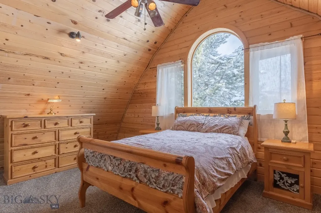 286 Mule Deer Road West Yellowstone MT 59758