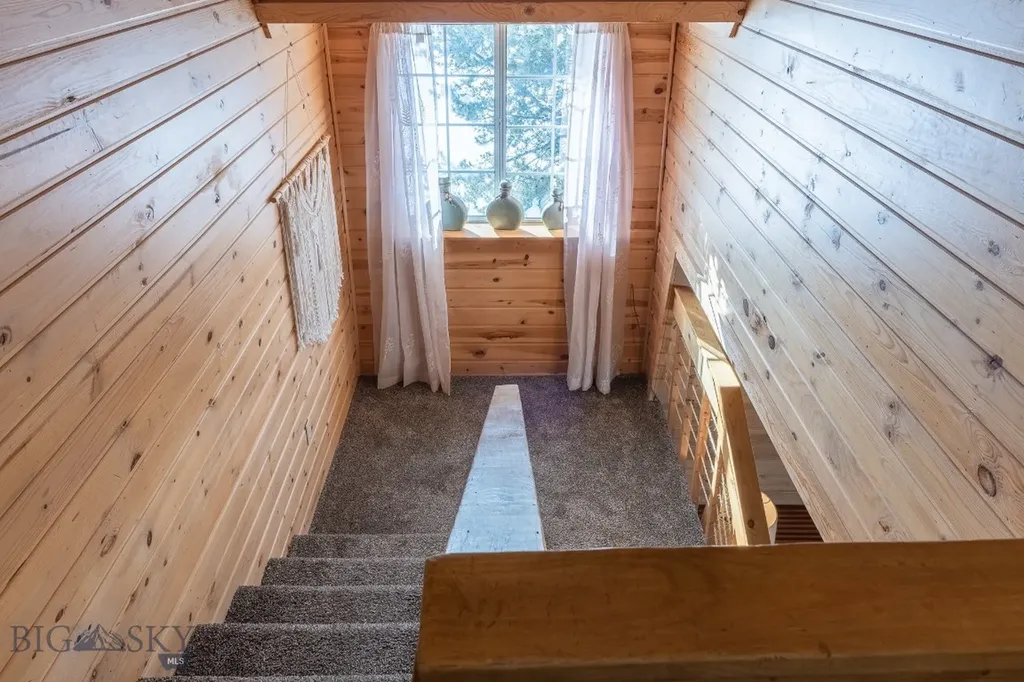 286 Mule Deer Road West Yellowstone MT 59758