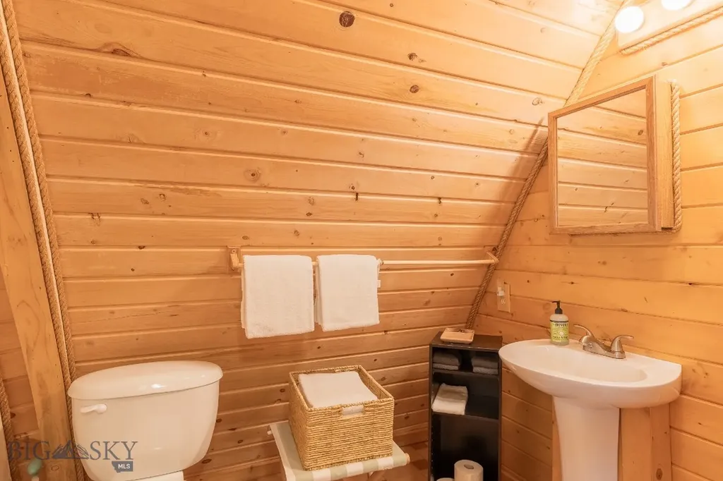286 Mule Deer Road West Yellowstone MT 59758