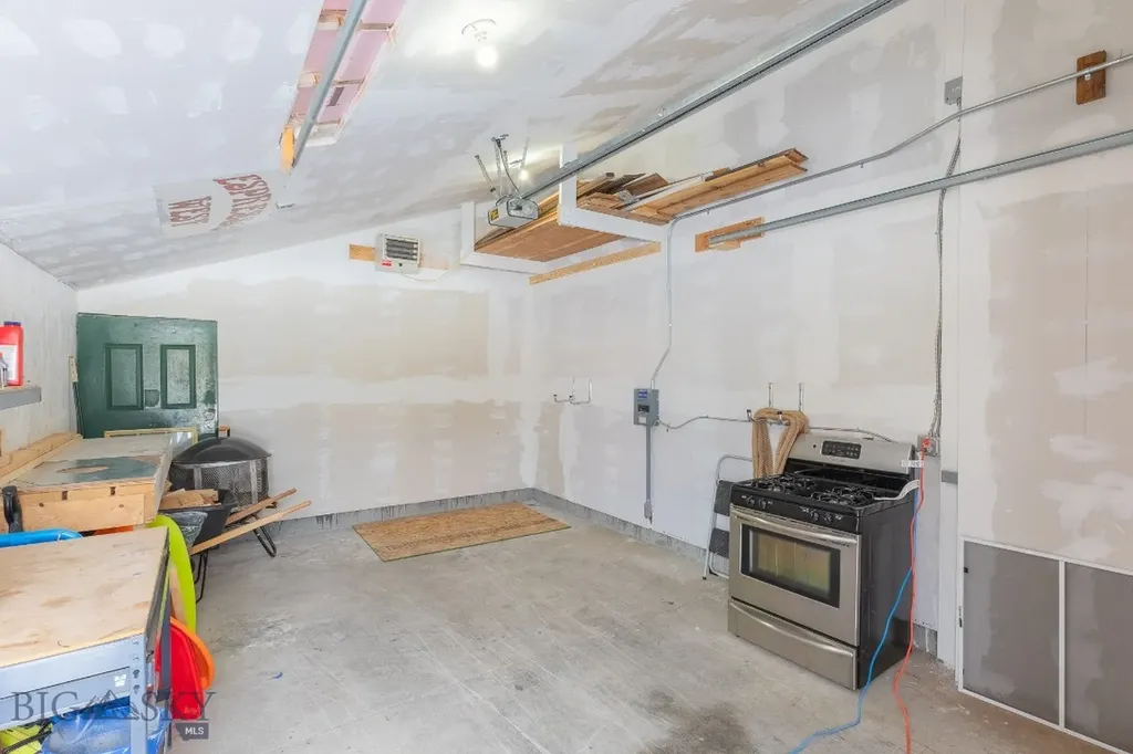 286 Mule Deer Road West Yellowstone MT 59758
