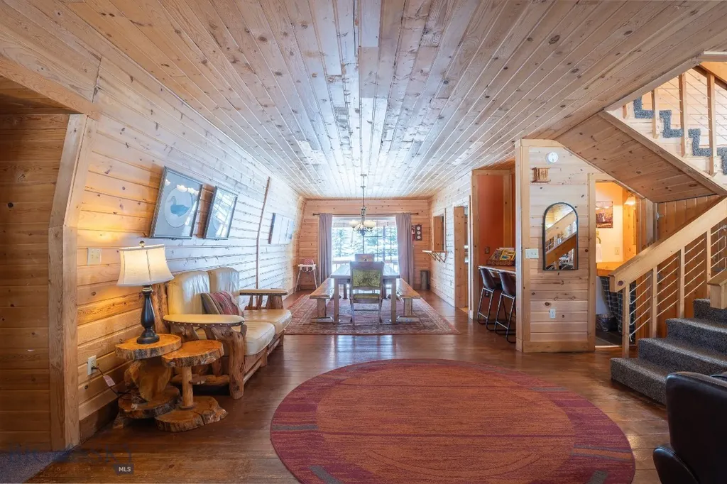 286 Mule Deer Road West Yellowstone MT 59758