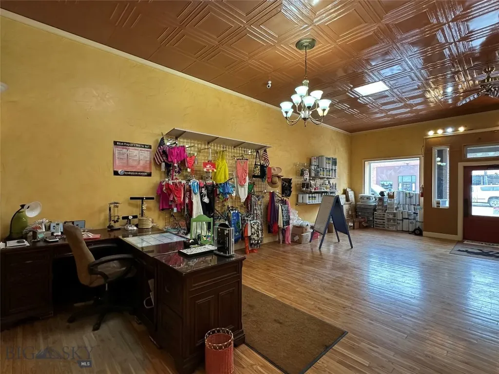 117 W Main Street Lewistown MT 59457