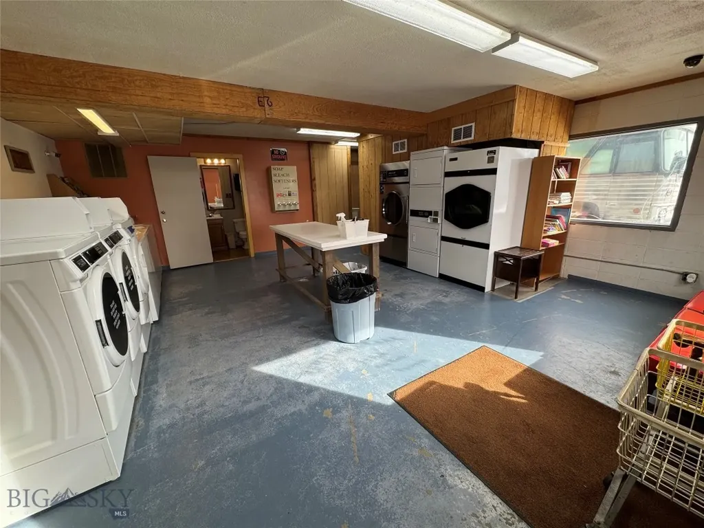 513 E Legion Avenue Whitehall MT 59759