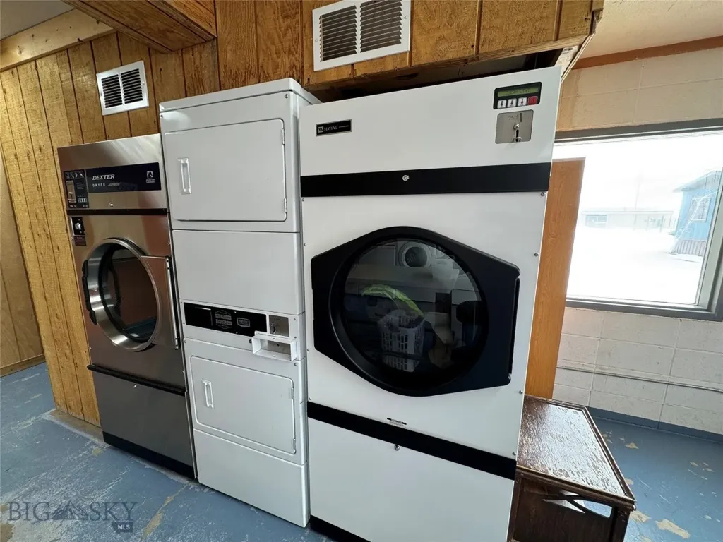 513 E Legion Avenue Whitehall MT 59759