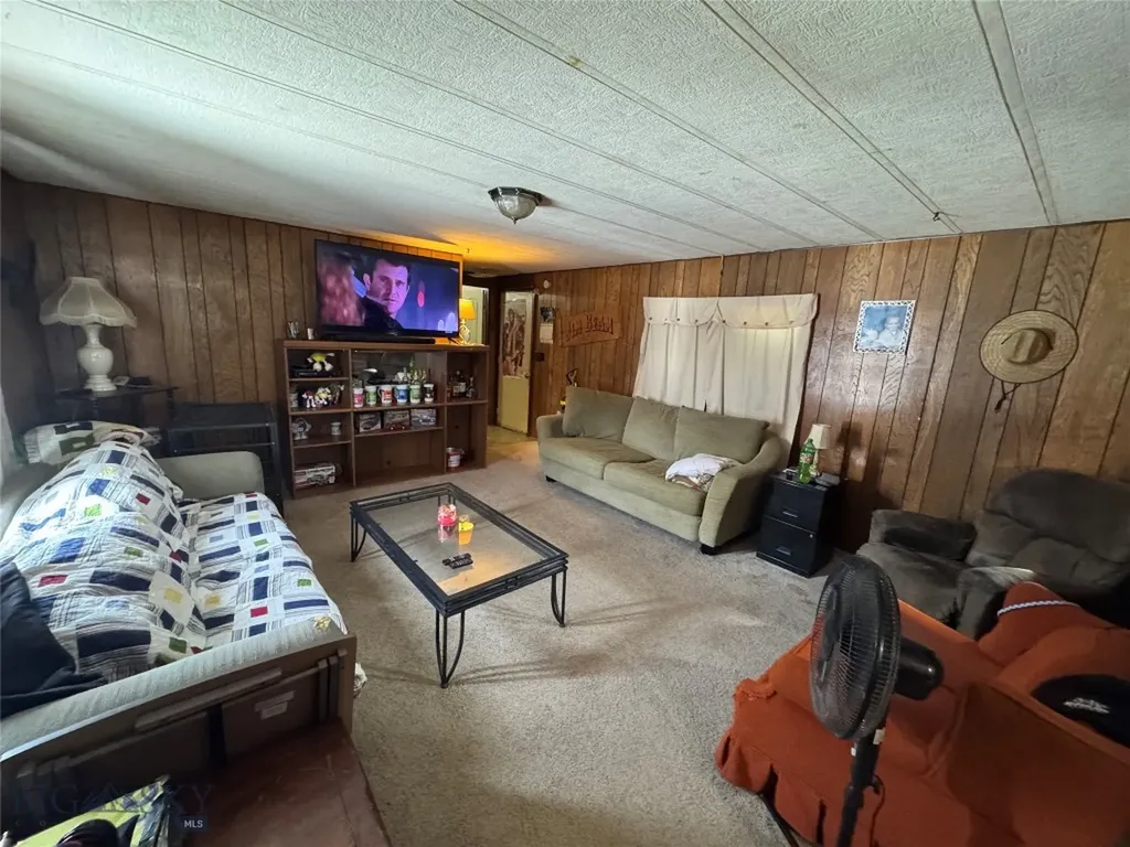 513 E Legion Avenue Whitehall MT 59759
