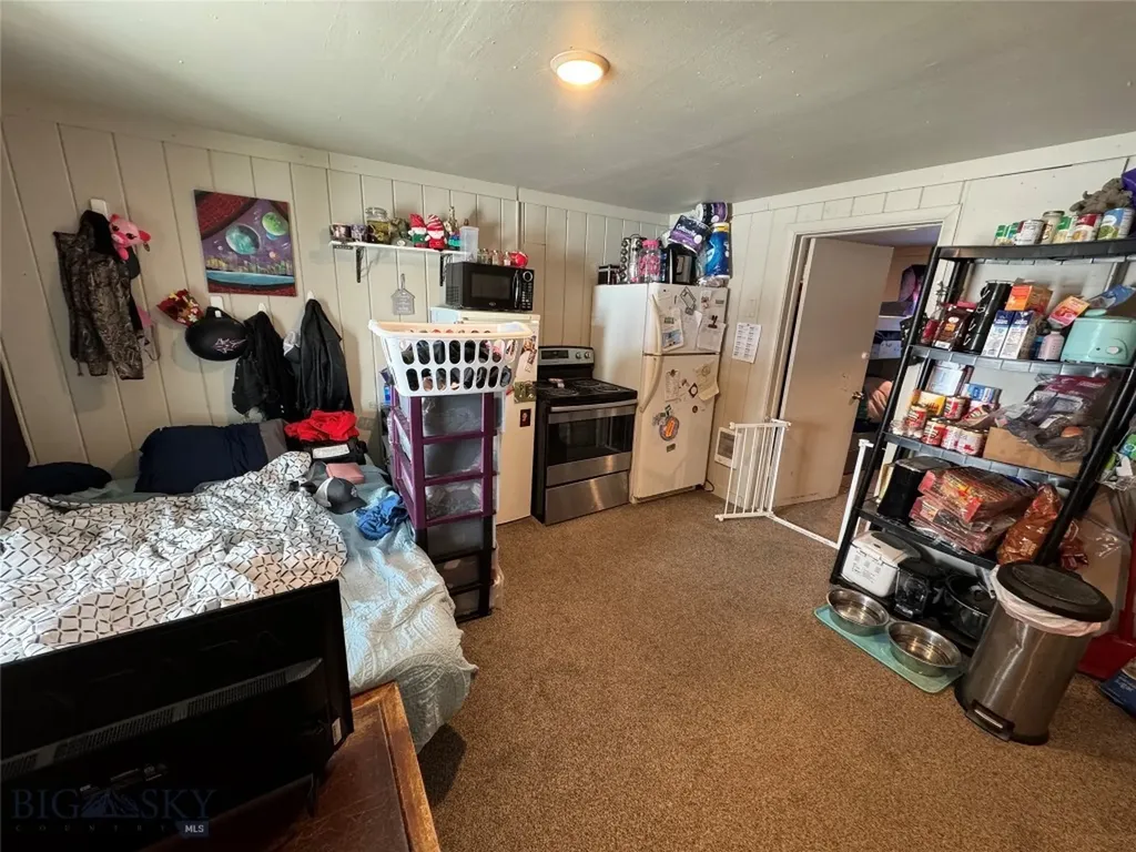 513 E Legion Avenue Whitehall MT 59759