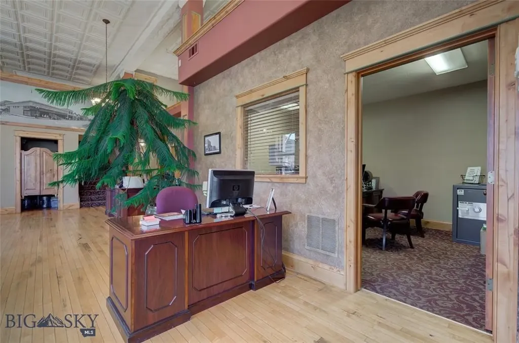 102 W Main Street Manhattan MT 59741
