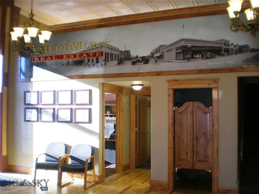 102 W Main Street Manhattan MT 59741