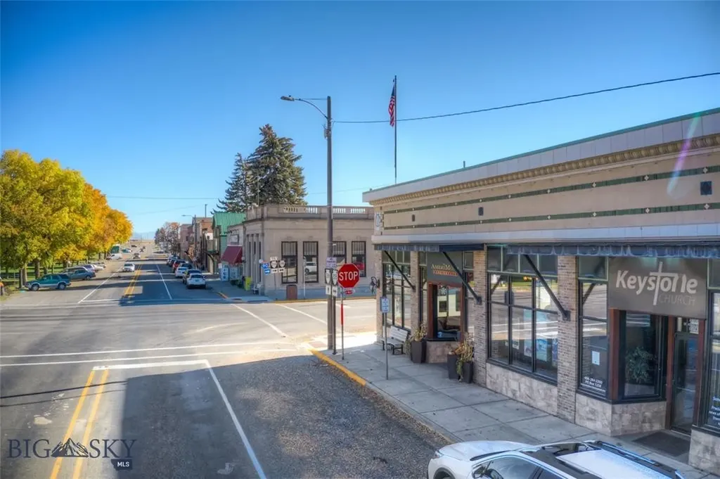 102 W Main Street Manhattan MT 59741