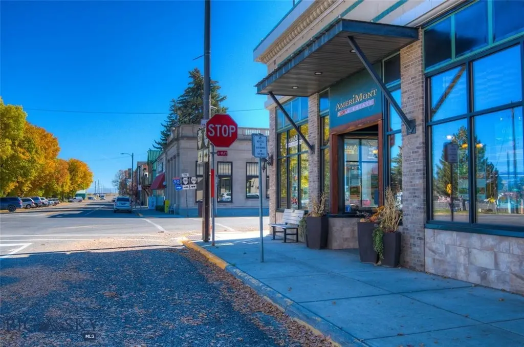 102 W Main Street Manhattan MT 59741