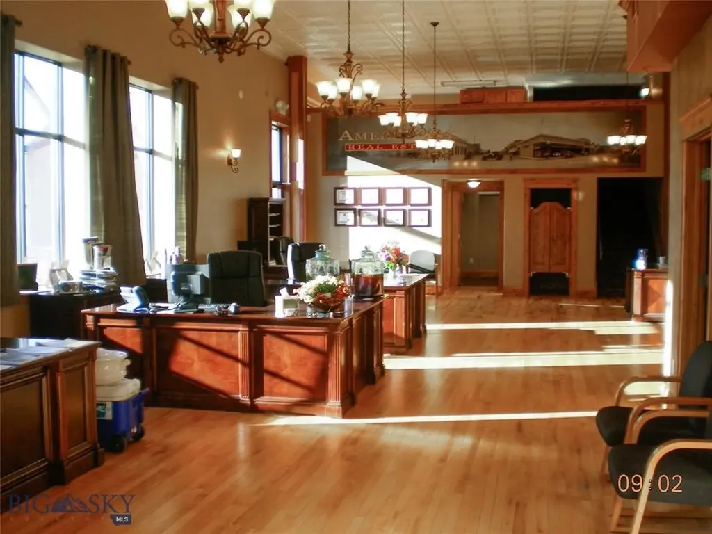 102 W Main Street Manhattan MT 59741